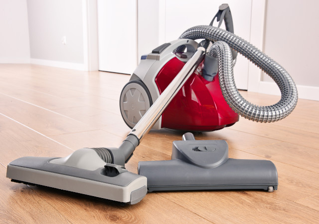 Mend kenmore vacuum cleaner