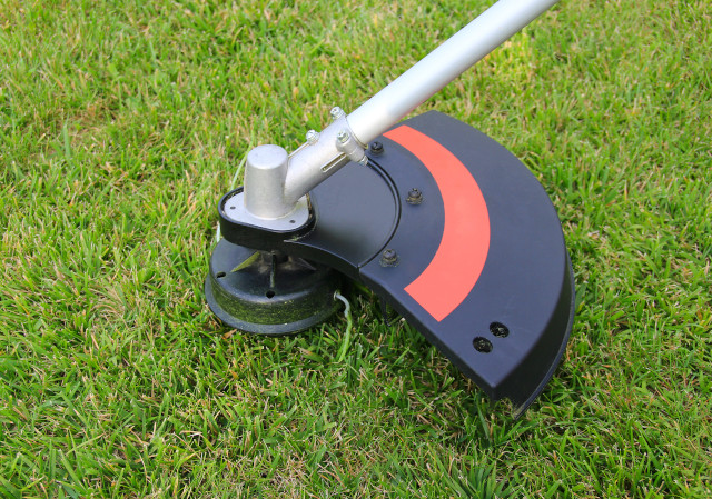 Mend starting petrol strimmer second