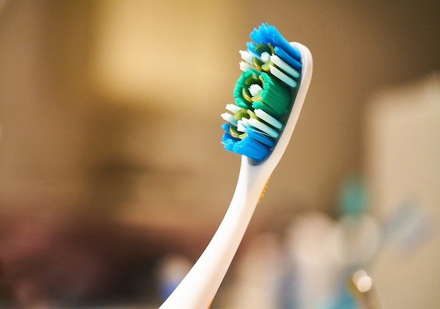 Mend Electric Toothbrushes